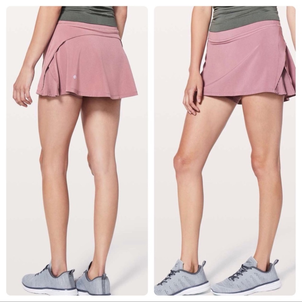 Lululemon Play off the Pleats Skirt